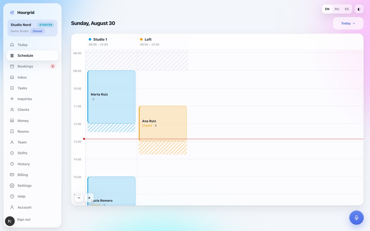Hour, room, client — a day grid instead of the paper log on the front desk
